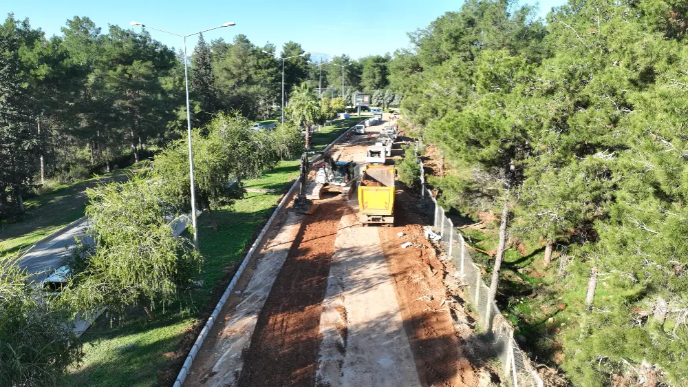 Altıntaş-Kundu Turizm Bölgesi’nde içme suyu hattı tamamlanıyor, yol yenileniyor