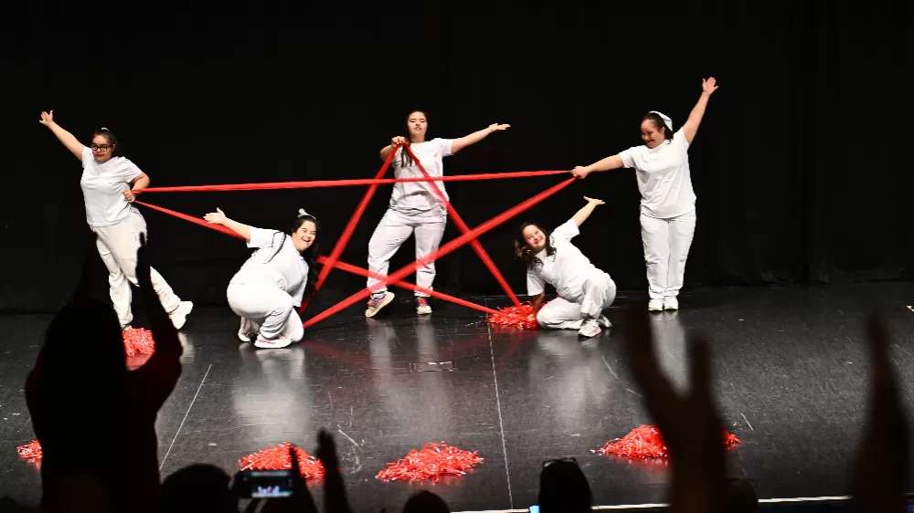 Antalya'da Engelsiz Kafe'nin özel çocuklarından anlamlı günde anlamlı etkinlik