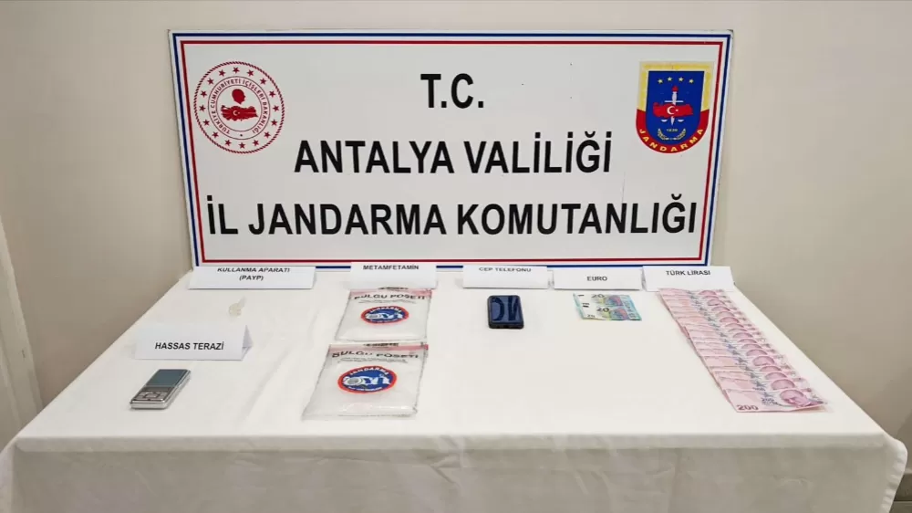 Antalya'da uyuşturucu operasyonu 1 kilo 185 gram metamfetamin bulundu