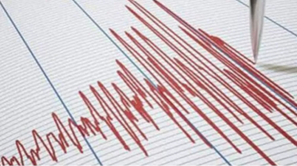 Antalya Sarsıldı gece yarısı Deprem 