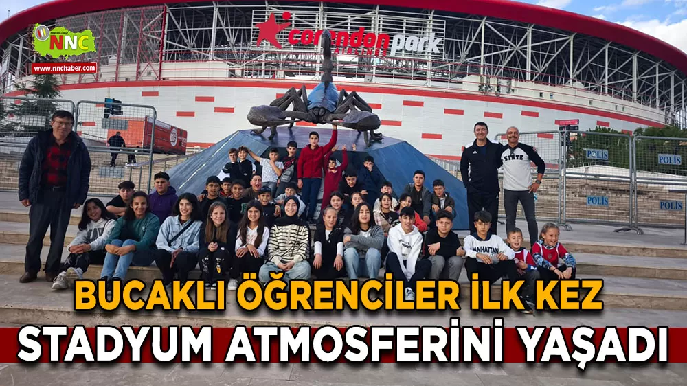 Bucaklı öğrenciler ilk kez stadyum atmosferini yaşadı
