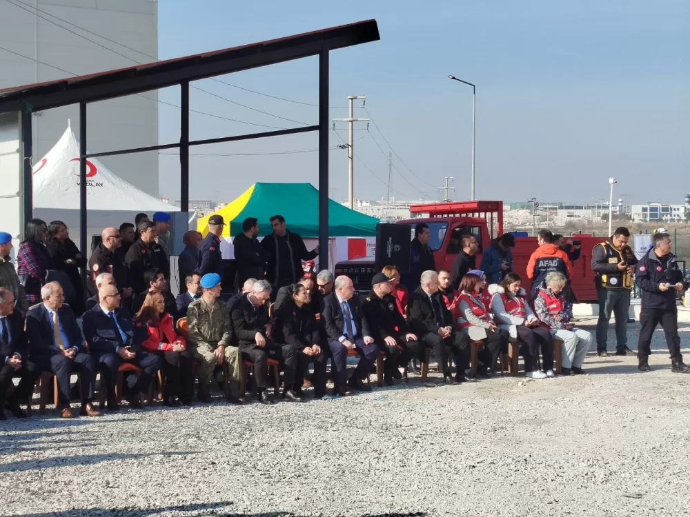 Denizli'de 5.6 büyüklüğünde deprem senaryosu tatbikatı