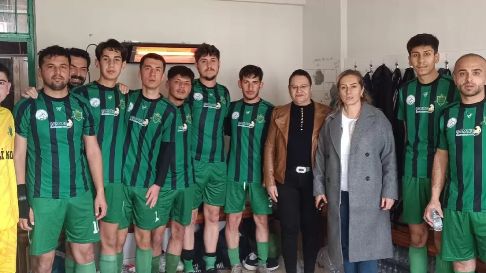 Çameli Belediyespor liderliği sürdürüyor