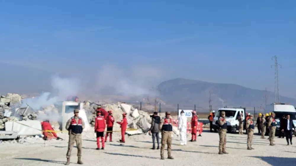 Denizli'de 5.6 büyüklüğünde deprem senaryosu tatbikatı