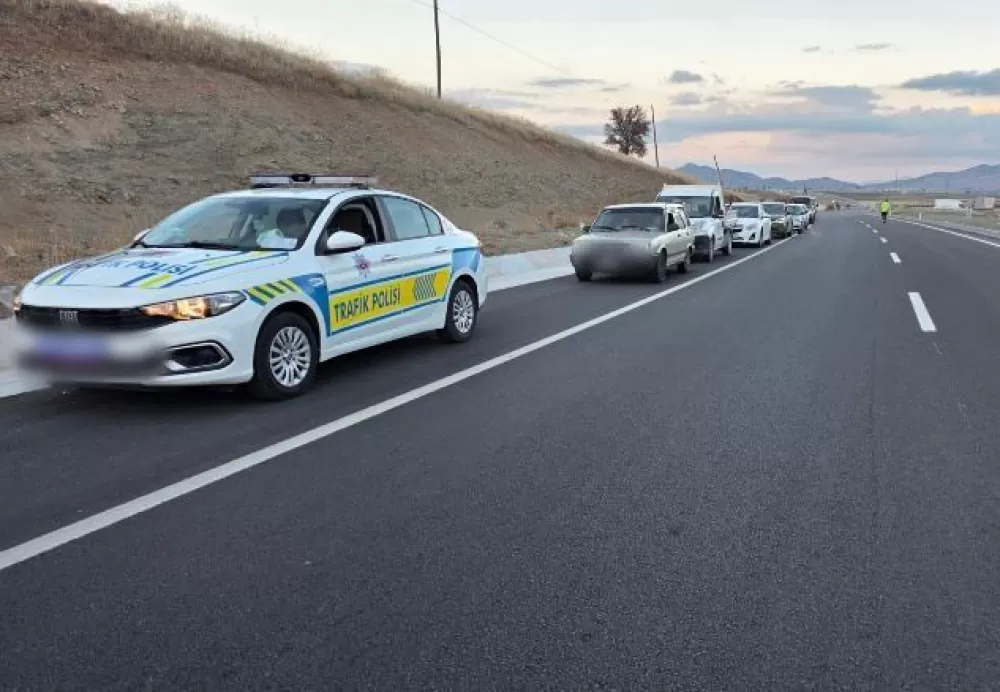 Burdur’da trafikte ‘çakar ve siren’ denetimi Trafikten men edildi
