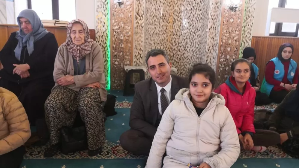 Bucak'ta müftülükten özel program Can Kaymakam da katıldı