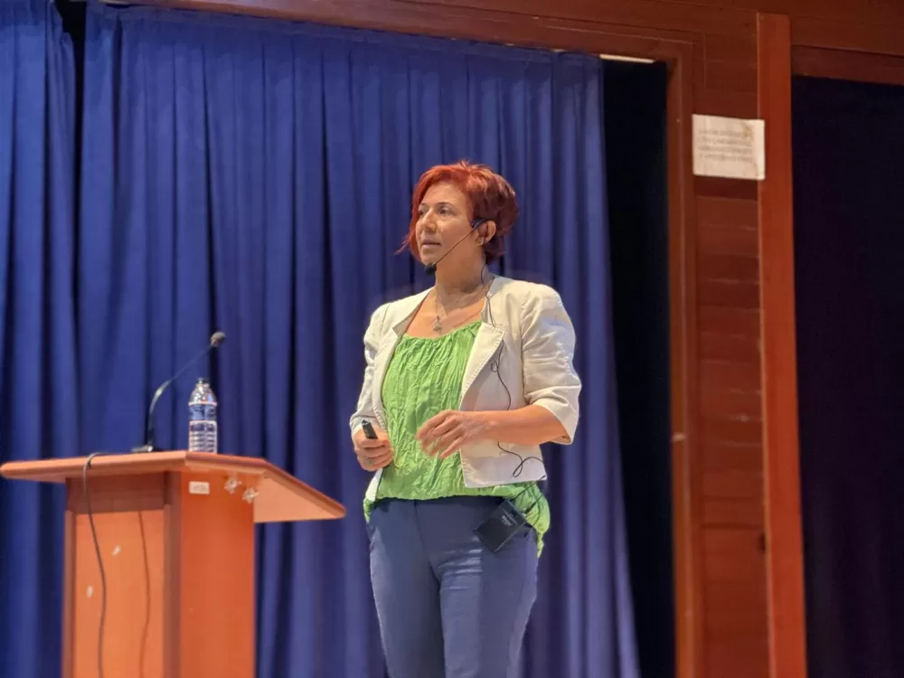 Bucak’ta ‘2025 Aile Yılı’ kapsamında velilere yönelik eğitim konferansı düzenlendi