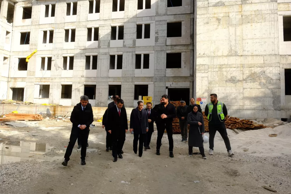 Burdur Valisi Bilgihan, eğitim yatırımlarını yerinde inceledi