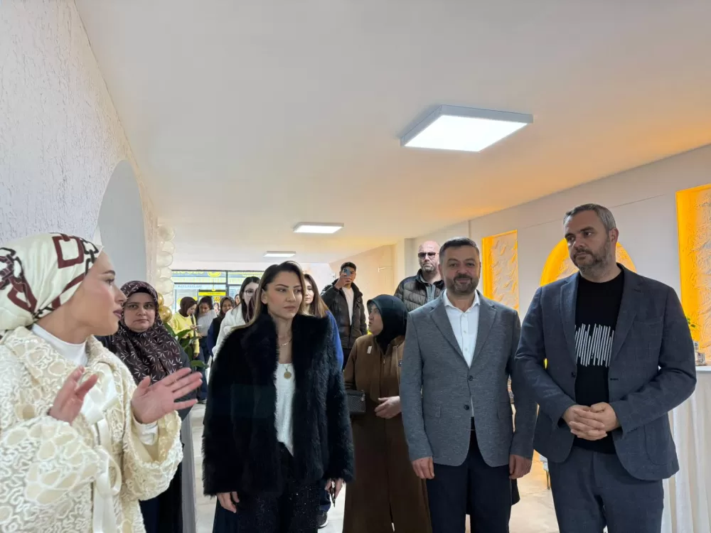 Sinem Ecem Beauty Bar yeni yerinde hizmete başladı! Açılışa özel fiyatları kaçırmayın