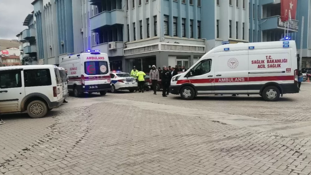 Isparta'da trafik kazası motosiklet sürücüsü yaralandı