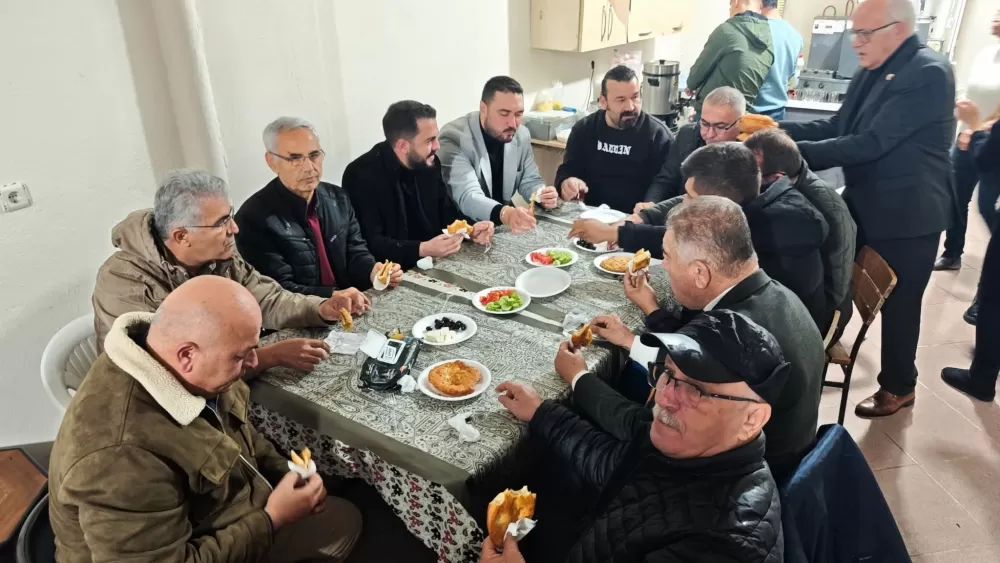 CHP Karamanlı Merhum Ali Özçoban'ı Andı