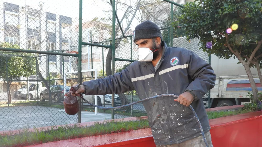 Kepez'den Şehit Öğretmen Sadettin Küçük Parkı'na modernizasyon