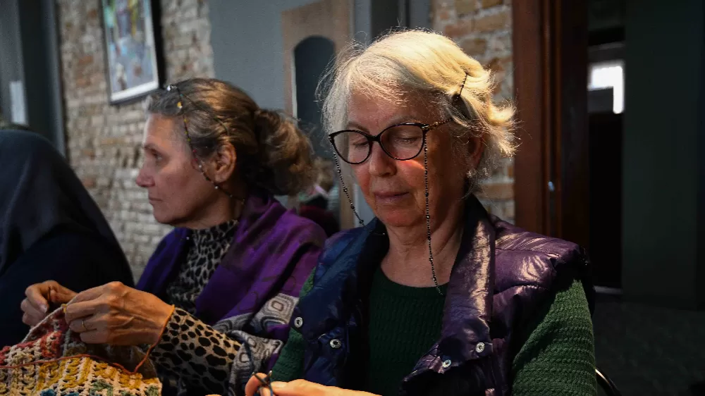 Muratpaşa Çifte Kuyular Yaşlı Evi'nden minikleri ısıtan proje