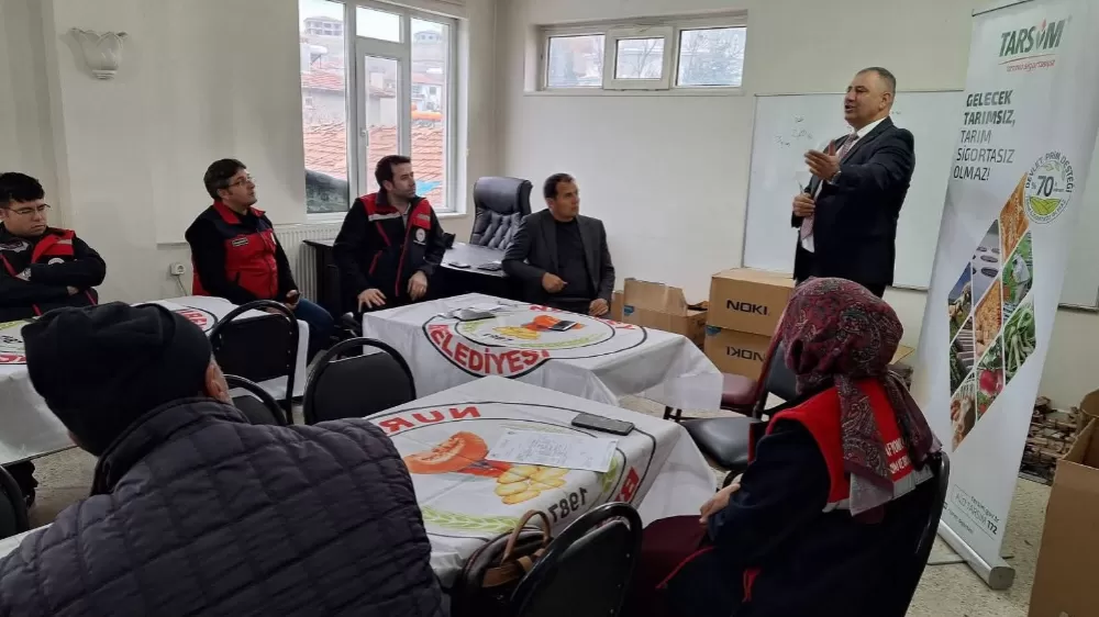 Nuribey'de çiftçilere yönelik bilgilendirme toplantısı