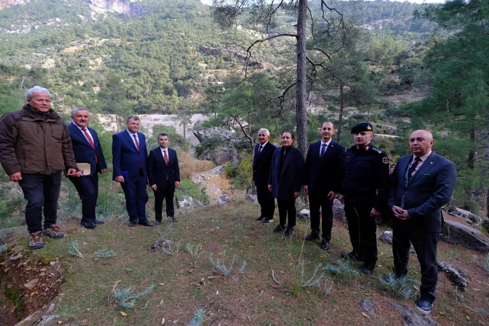 Vali Bilgihan, Karanlıkdere Kanyonu’nda incelemelerde bulundu