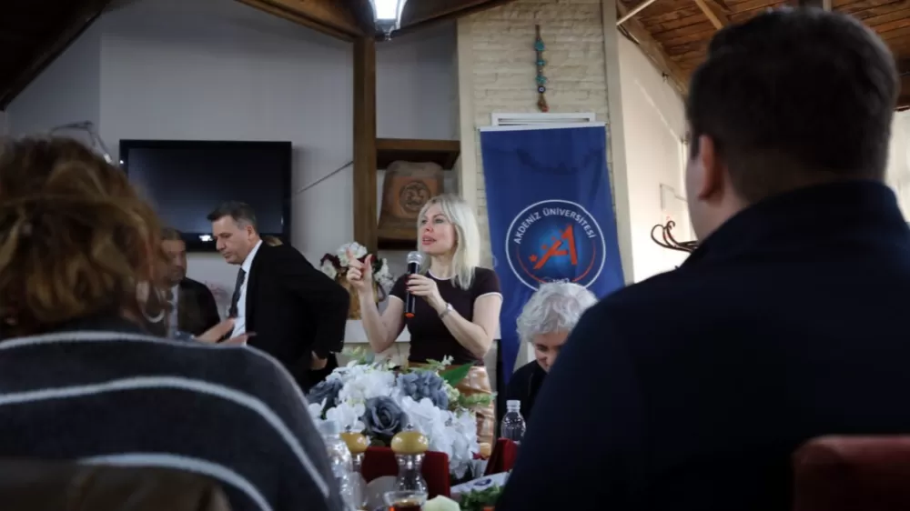 Rektör Prof. Dr. Özkan: "Öğrencilerimizi sadece üniversitenin bir parçası olarak değil, bu kurumun nefesi, enerjisi ve geleceği olarak görüyorum"