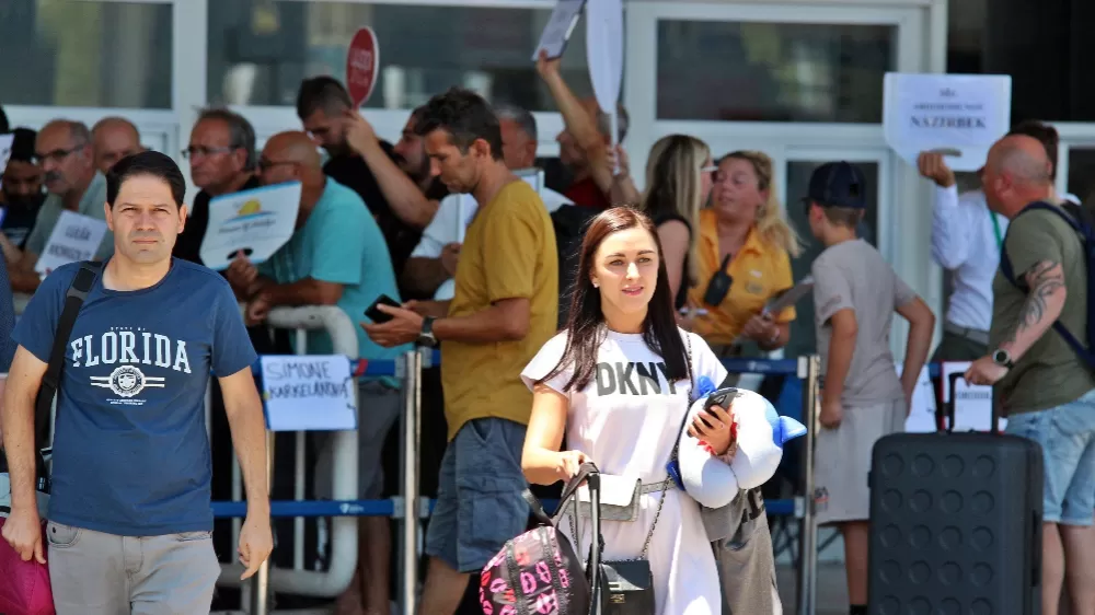 Rus ve Avrupalı turistler yılbaşına Antalya'da girecek