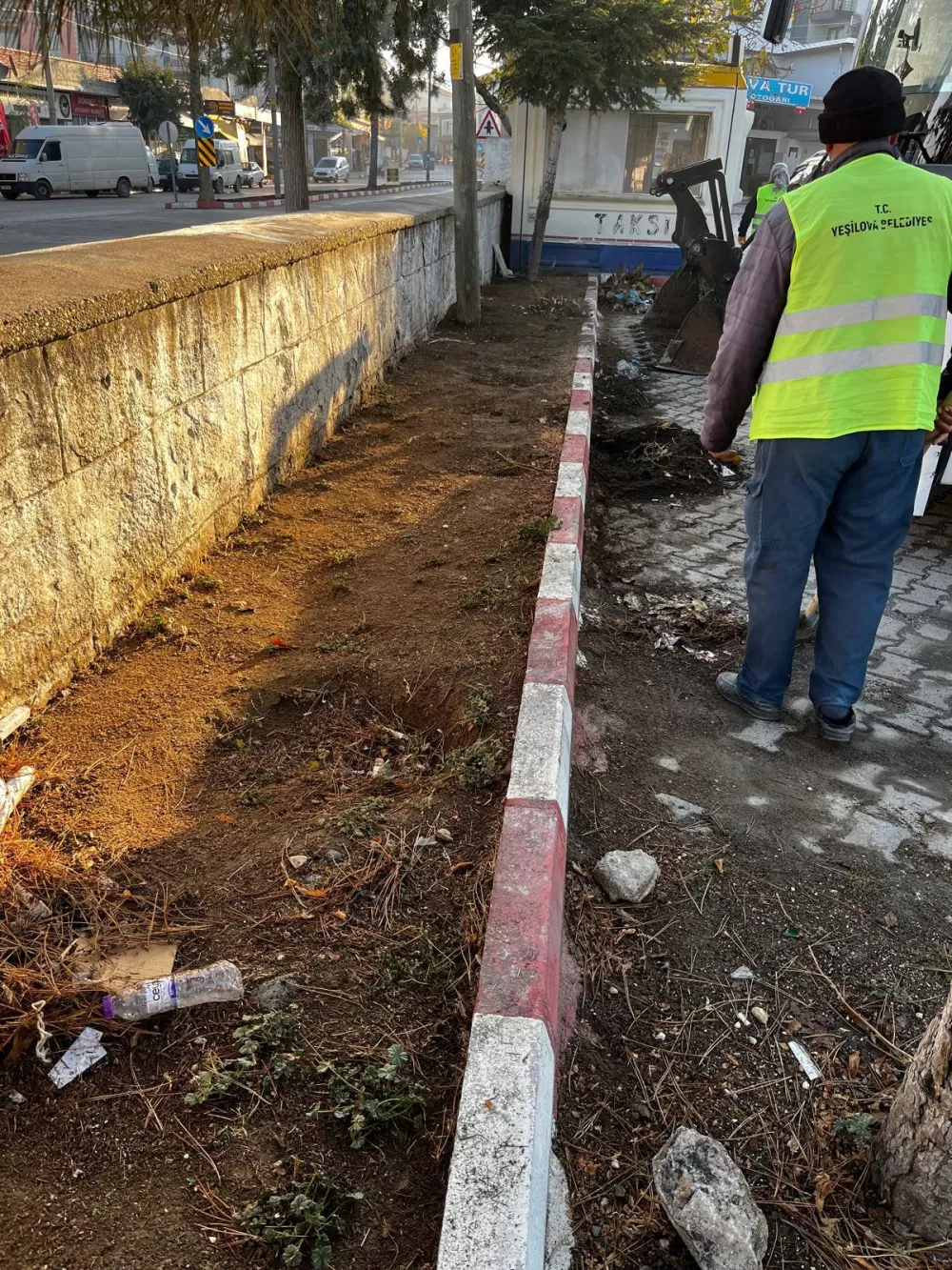 Yeşilova'da temizlik seferberliği! Otogar bölgesi güzelleşti