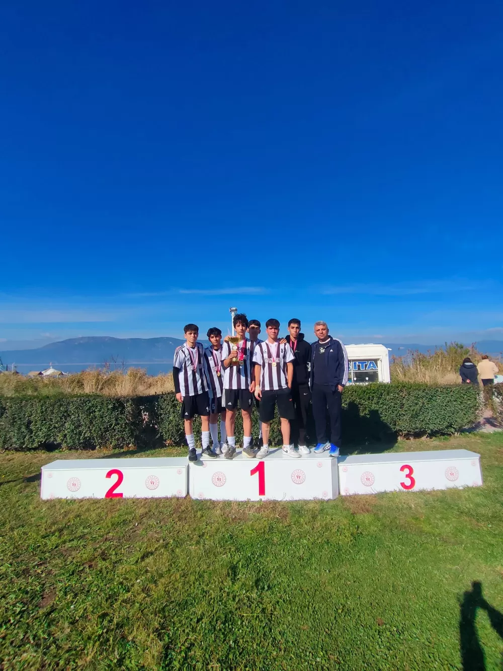 Bucaklı sporcular kros müsabakalarında il dereceleri elde etti