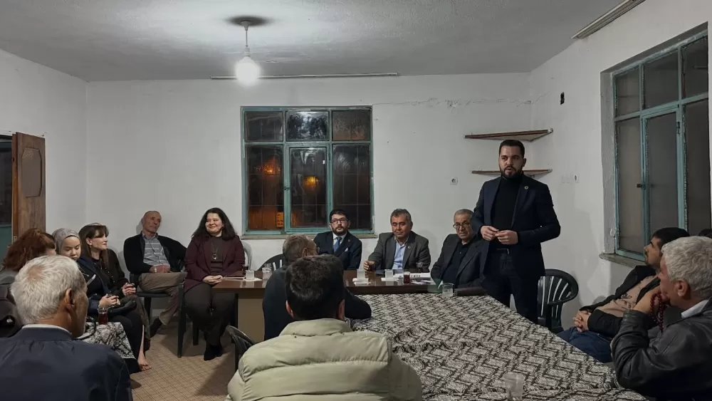 CHP Bucak Yönetimi Beşkonak’ta vatandaşlarla bir araya geldi