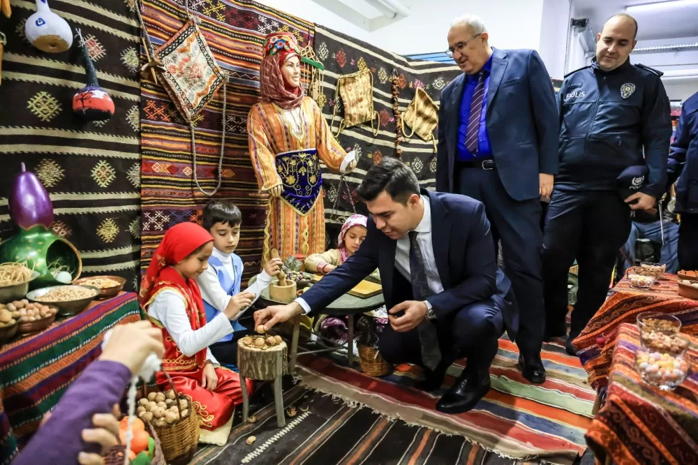 Çamelili minik öğrenciler Yöresel Kültür Şöleninde yöresel kültürlerini öğrendi