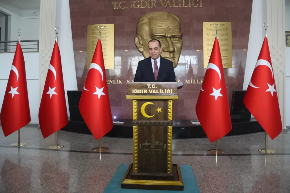 'Efendi değil, hizmetkar' Vali Taşolar Iğdır’da mesaiye başladı