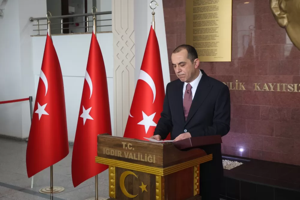 'Efendi değil, hizmetkar' Vali Taşolar Iğdır’da mesaiye başladı