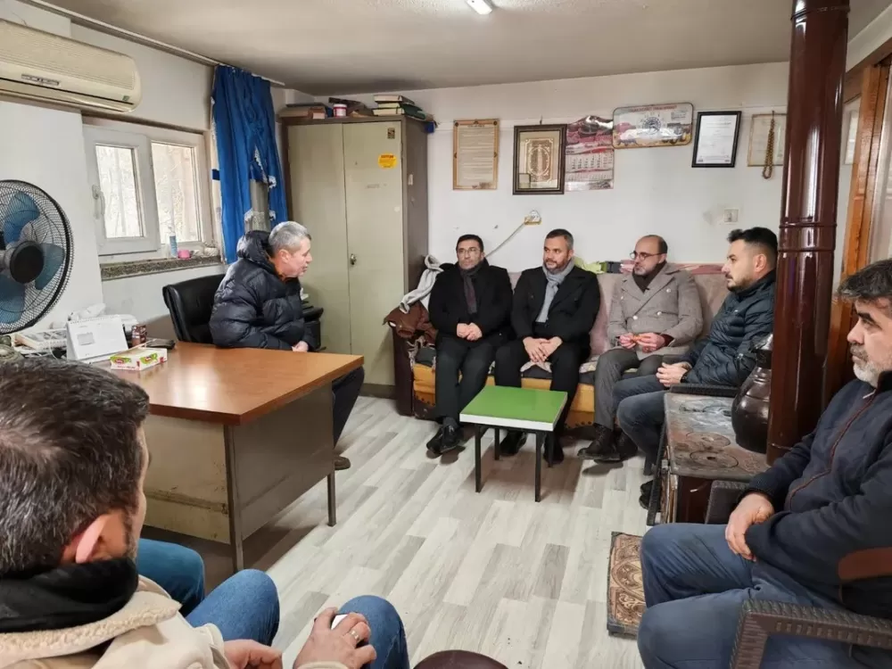 AK Parti Bucak sanayi esnafıyla buluştu 'Bizim vizyonumuzda üretim var'