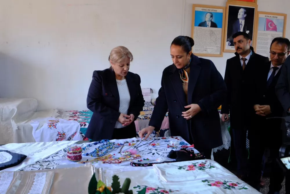 Burdur Valisi Bilgihan’dan Yeşilova Başkuyu Köyü’ne ziyaret