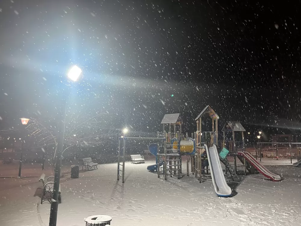 Ankara’da gece saatlerinde kar yağışı etkili oldu ! kar yağışı devam edecek mi ?
