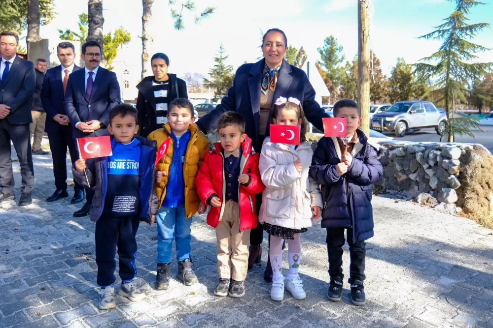 Burdur Valisi Bilgihan’dan Yeşilova Başkuyu Köyü’ne ziyaret