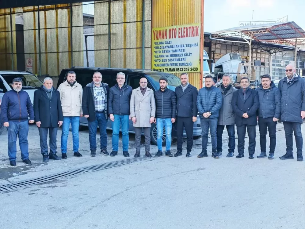 AK Parti Bucak sanayi esnafıyla buluştu 'Bizim vizyonumuzda üretim var'