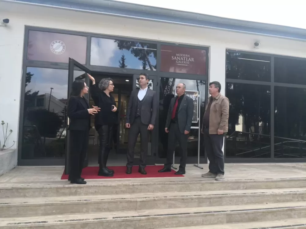 Bucak’a modern kütüphane için Antalya modeli Heyet Dokumapark’ı inceledi