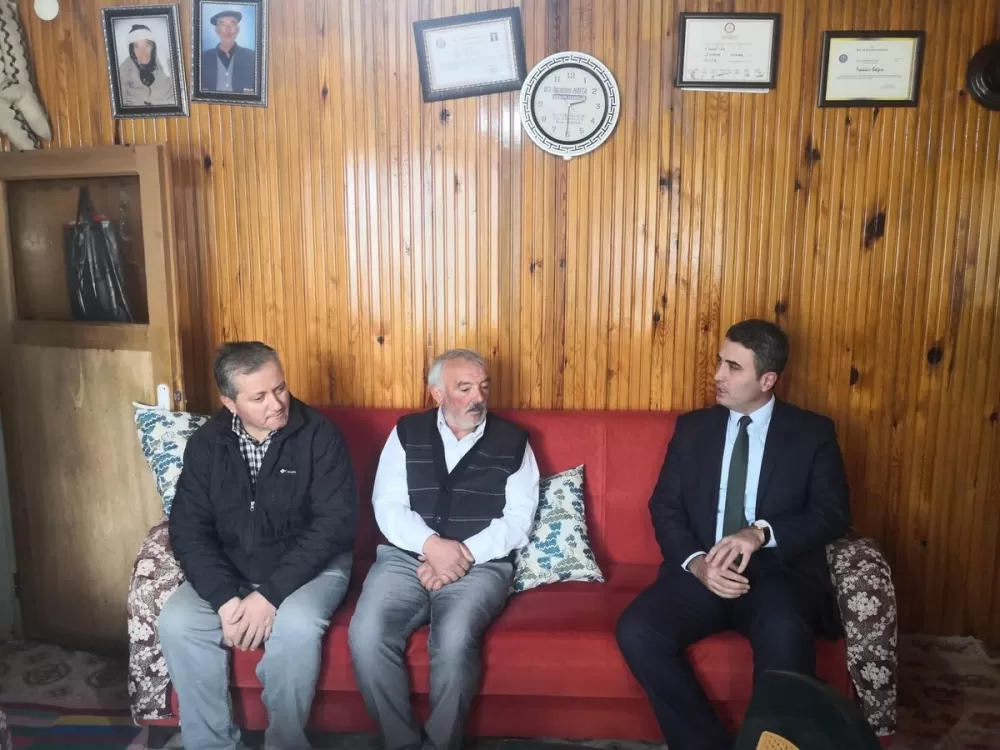 Kaymakam Kuruca’dan Muhtar Can’a iade-i ziyaret