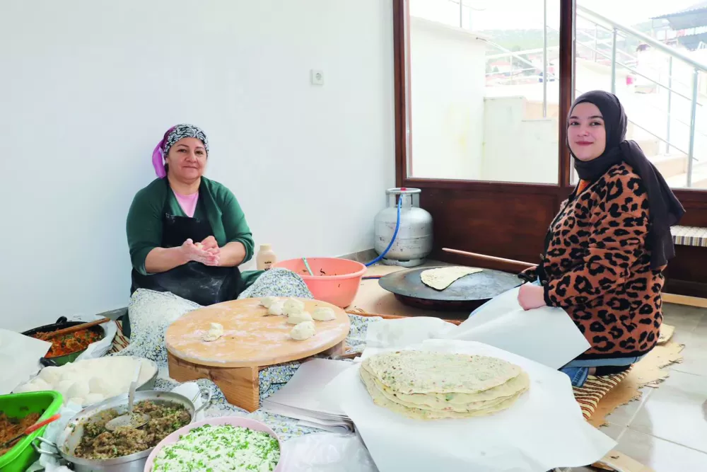 Elmalı Yukarı Pazar’ın Makus Talihini "Kadın Emeği" Yeniyor!