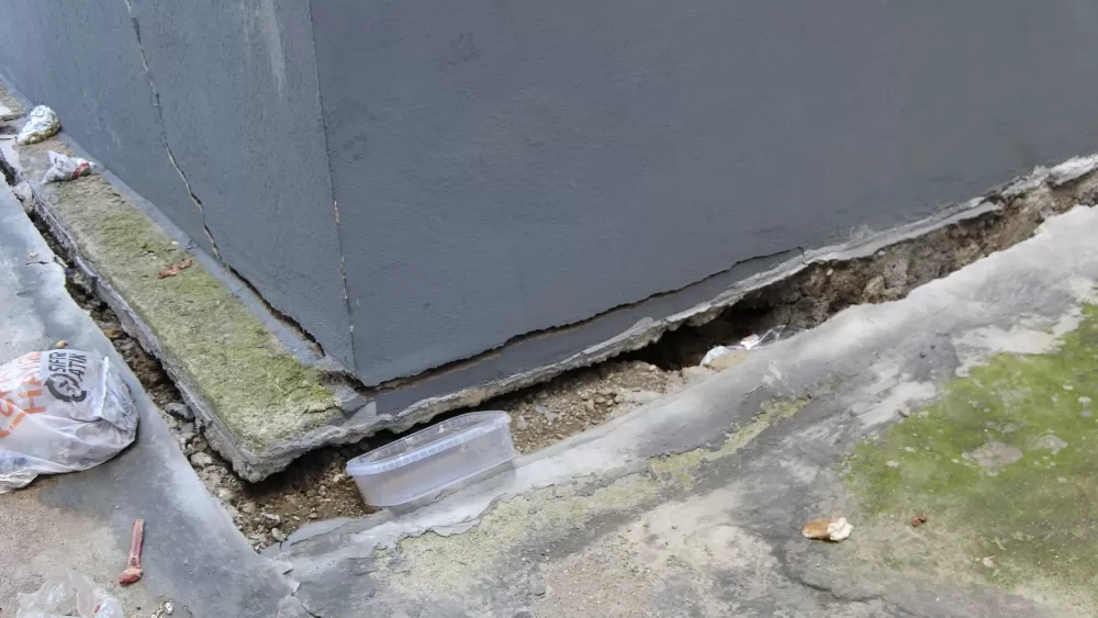 Antalya'da heyelan riski 3 bina tahliye edildi, sokak trafiğe kapatıldı