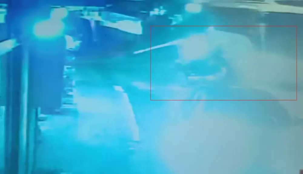 Antalya'da feci kaza kamerada Genç sürücü kurtarılamadı