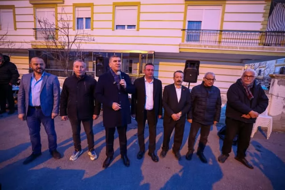 Burdur'da gönül sofrası Başkan Ercengiz mahalle sakinleriyle buluştu