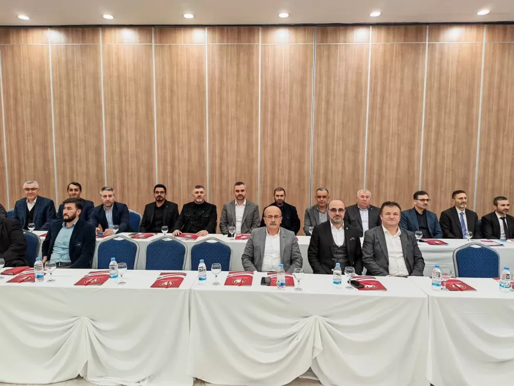 EDEP Burdur’da toplandı Gençlerin geleceği masaya yatırıldı