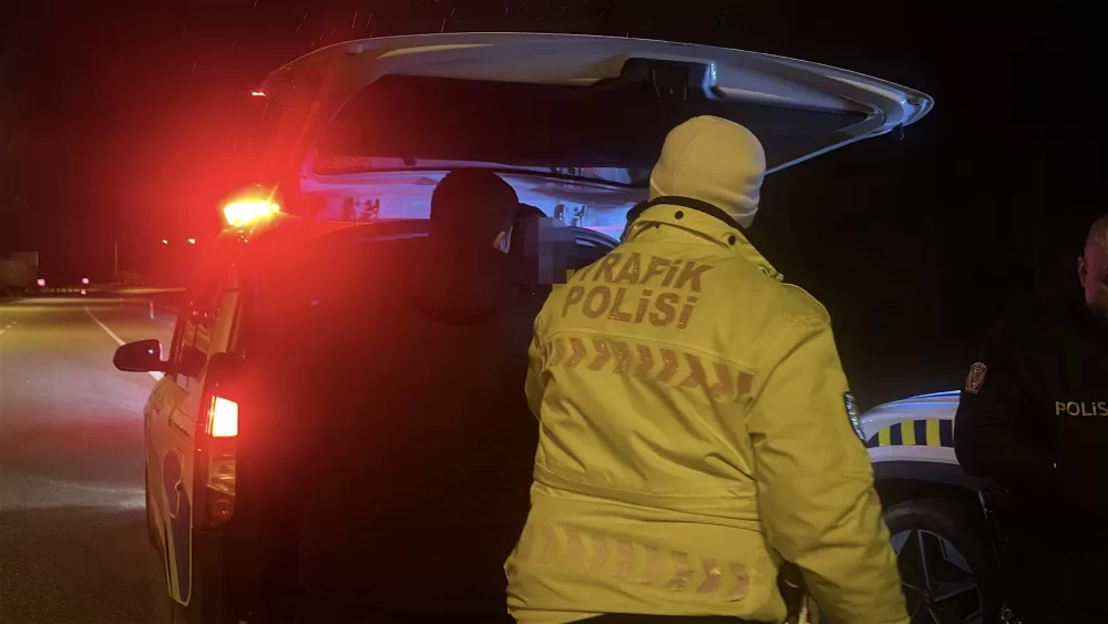 Burdur’da uygulamadan kaçmak isterken şarampole uçtu 1.28 Promil alkollü çıktı