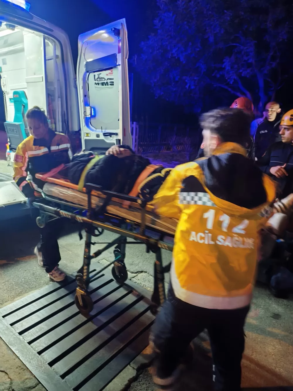 Antalya'da sarp kayalıklara düştü! İtfaiye ve AFAD seferber oldu