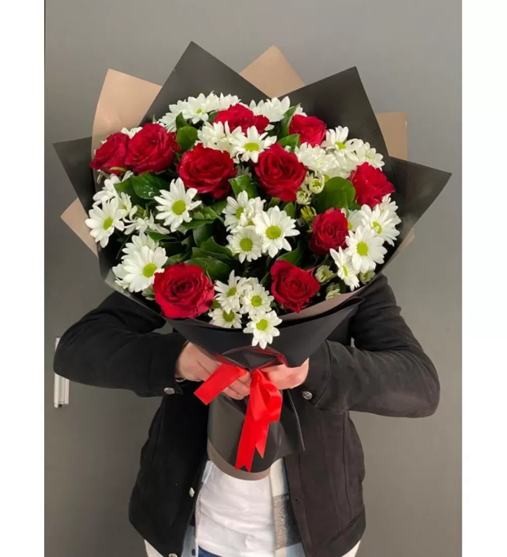 Çağdaş Çiçekçilik’ten 14 Şubat’a özel dev koleksiyon!