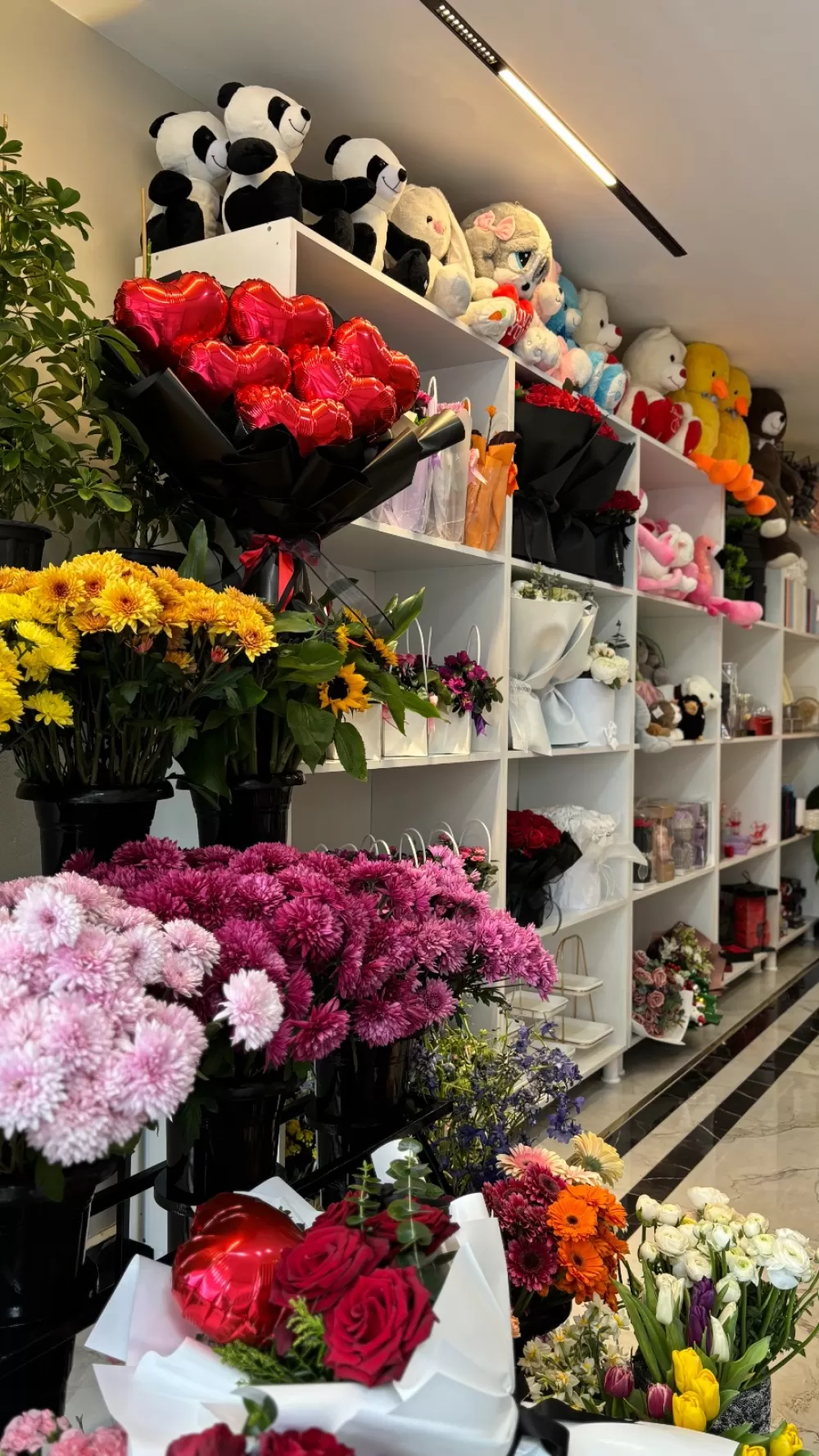 Bucak’ta aşkın yeni adresi Lotus Flower kapılarını açtı 14 Şubat'a anlam katın