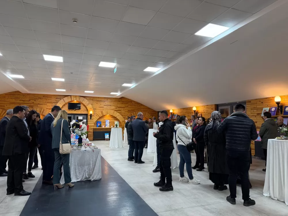 Bucak'ta “Dijital Aile” semineri yoğun katılımla gerçekleştirildi