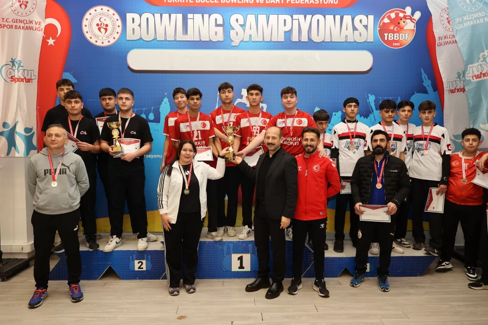 Isparta’da bowling zaferi Mustafa Gürkan Anadolu Lisesi Türkiye’nin zirvesinde