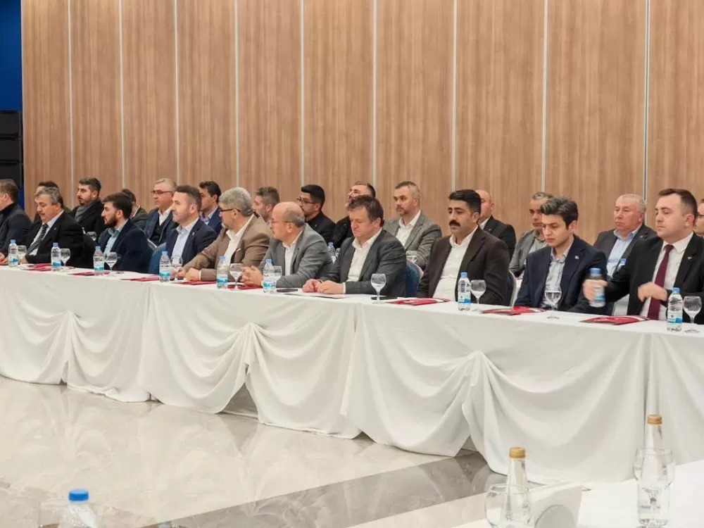 EDEP Burdur’da toplandı Gençlerin geleceği masaya yatırıldı