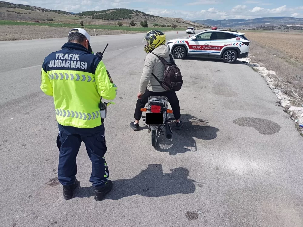 Burdur'da dev trafik denetimi 866 sürücüye ceza yağdı