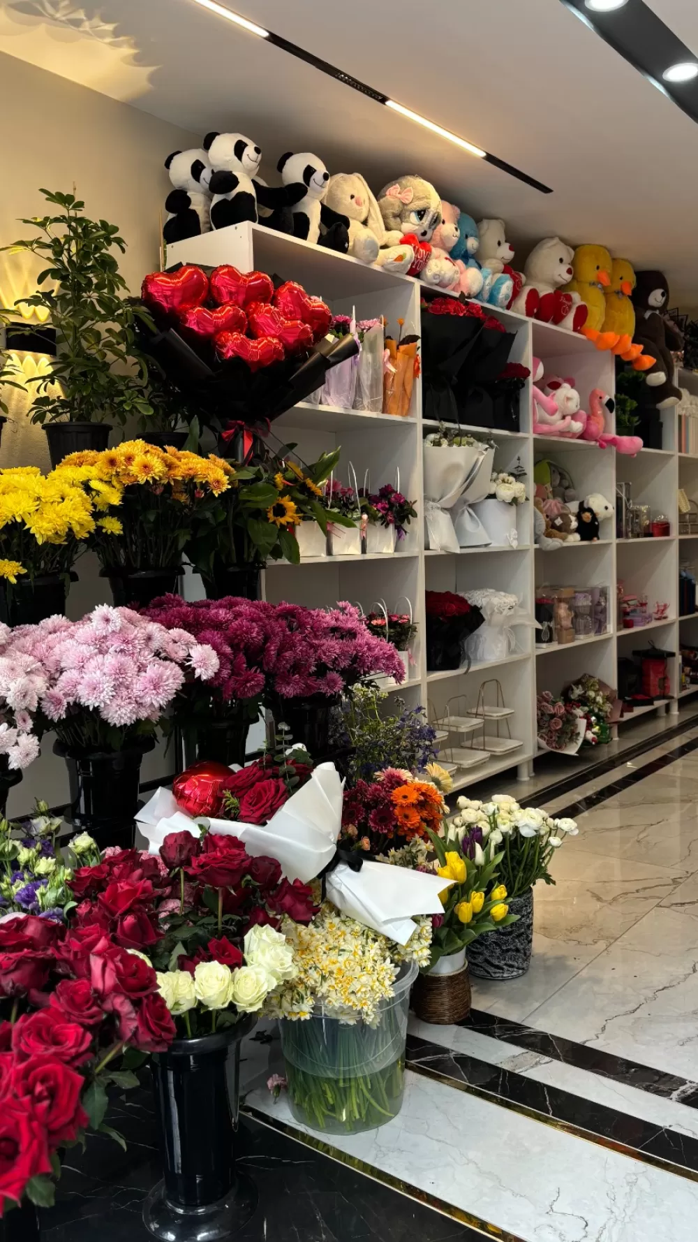 Bucak’ta aşkın yeni adresi Lotus Flower kapılarını açtı 14 Şubat'a anlam katın