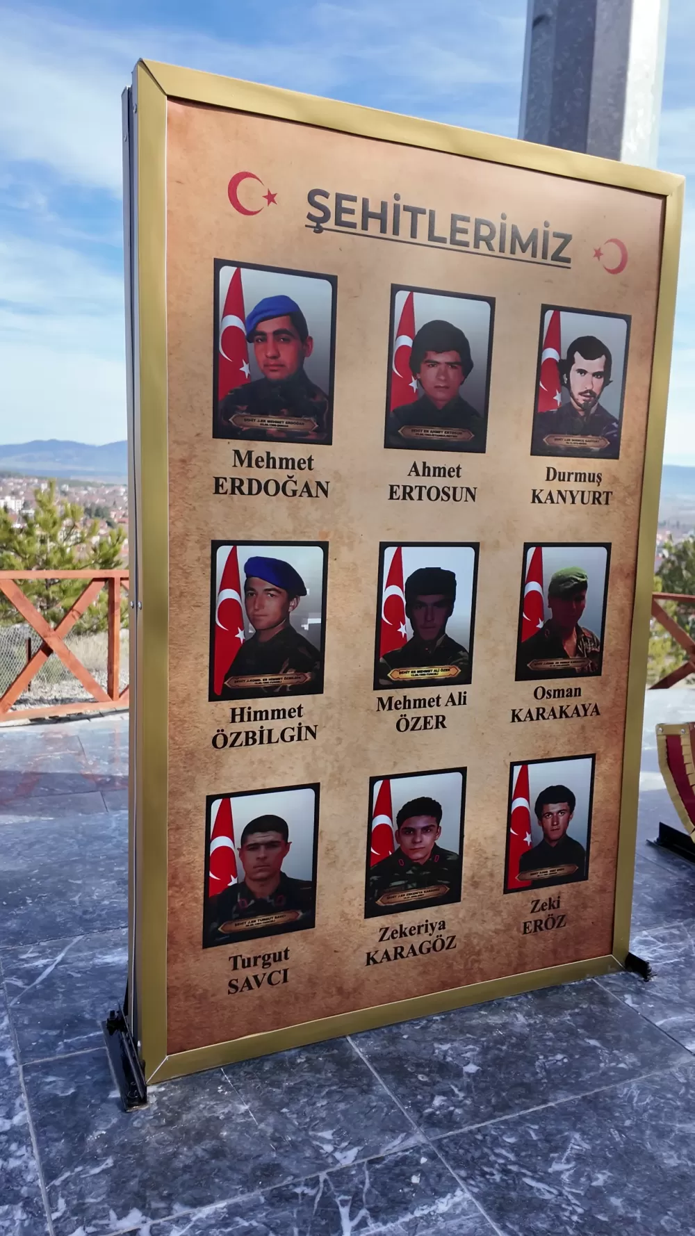 Şehit annesinin duaları Şehitler Anıtı’nda yankılandı