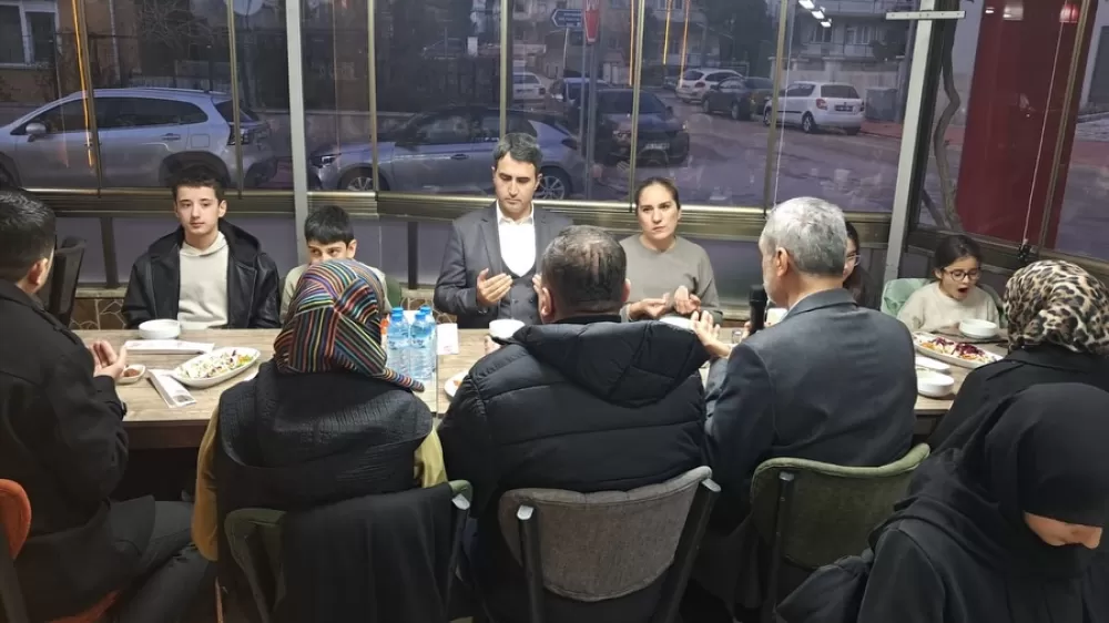 Bucak'ta Kur'an Kursu öğrencileri iftar sofrasında buluştu